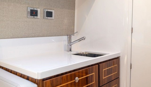 noname yacht for sale 44