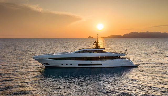 MANGUSTA GRANSPORT 45 yacht for sale 45