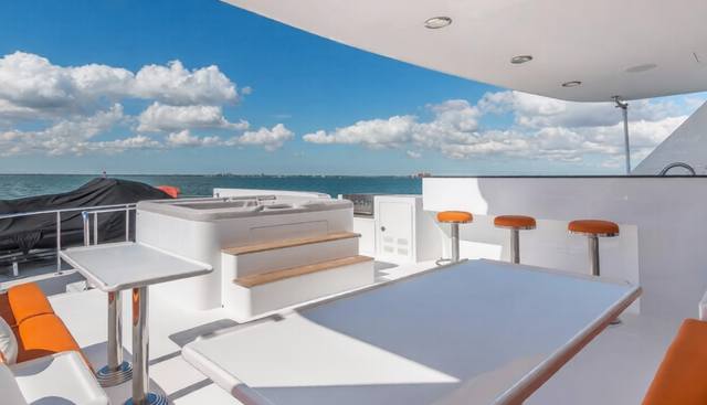 ROBIN'S NEST yacht for sale 29