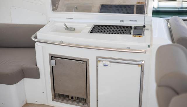 Luna of Chester yacht for sale 172