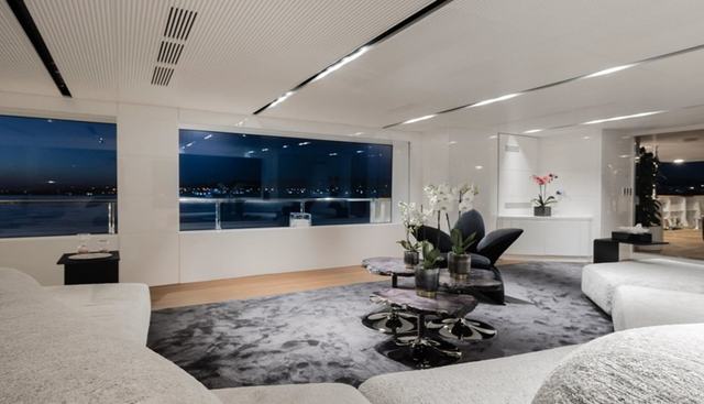 R23 yacht for sale 15