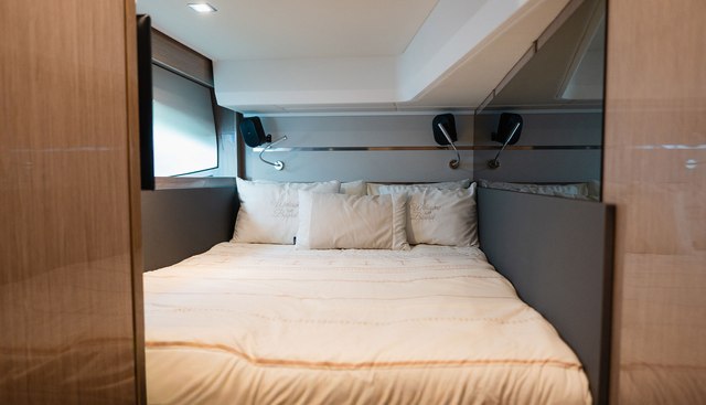 SEALINE yacht for sale 23
