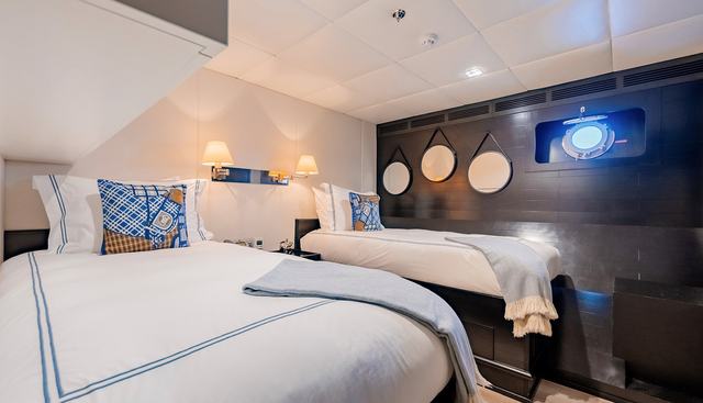 Lotus yacht for sale 18