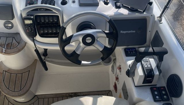 Gin Trap yacht for sale 7