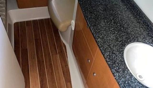 SEAHORSE yacht for sale 24