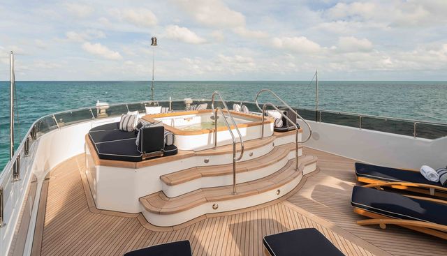 Summerdance yacht for sale 29