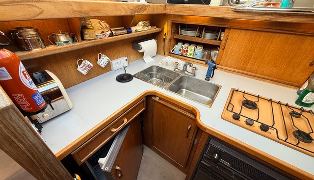 Sea Flight yacht for sale 10
