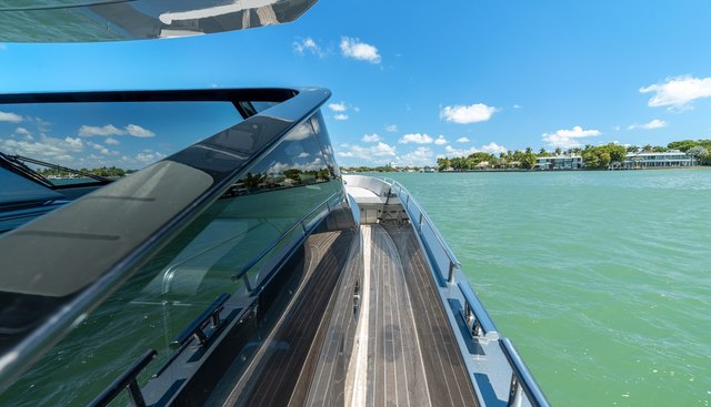 PURA VIDA yacht for sale 43