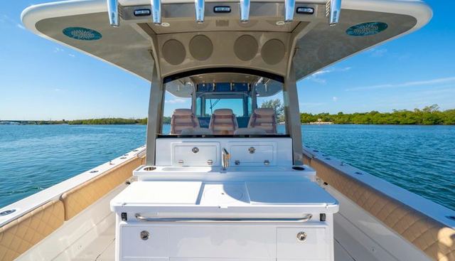 42 Lujo yacht for sale 17