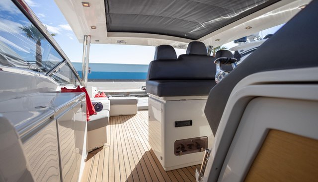 Priamos yacht for sale 32