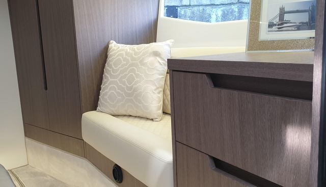 noname yacht for sale 37