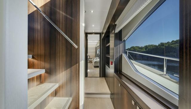 noname yacht for sale 30