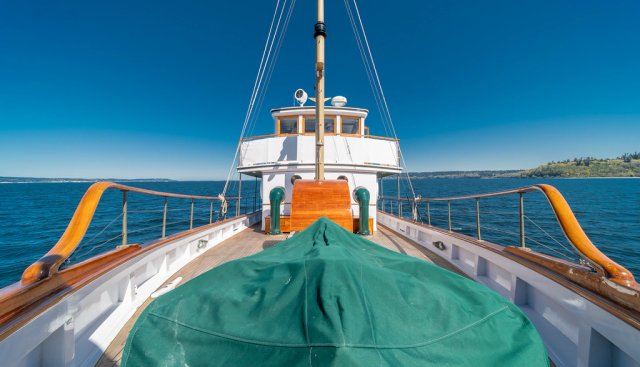 Blue Peter  yacht for sale 29