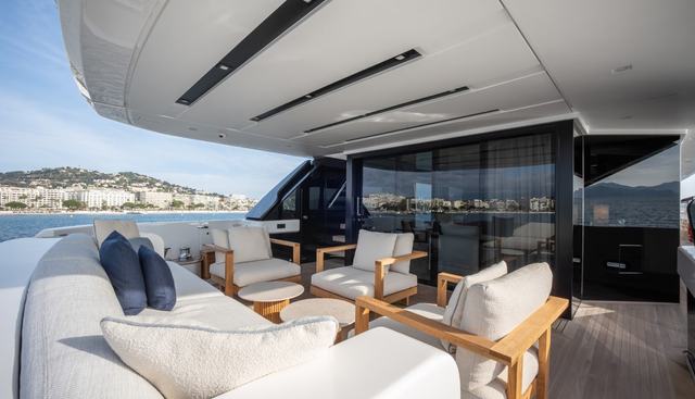 ICE OF LONDON yacht for sale 40