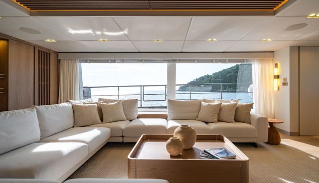 PETITE BELLE yacht for sale 14