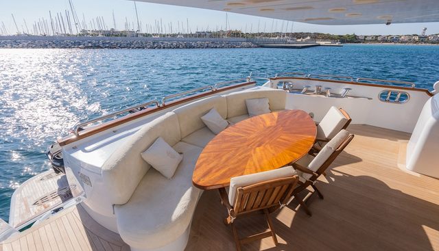 STELLA FIERA yacht for sale 12