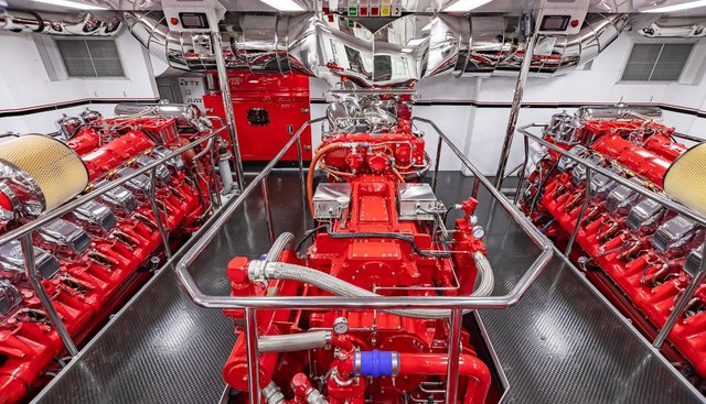 Mystique yacht for sale 38