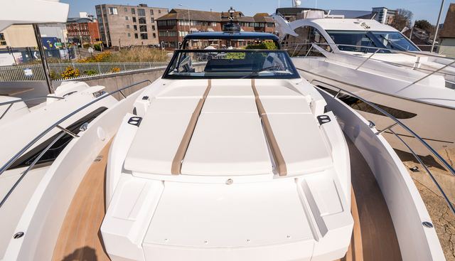 7522555 yacht for sale 9