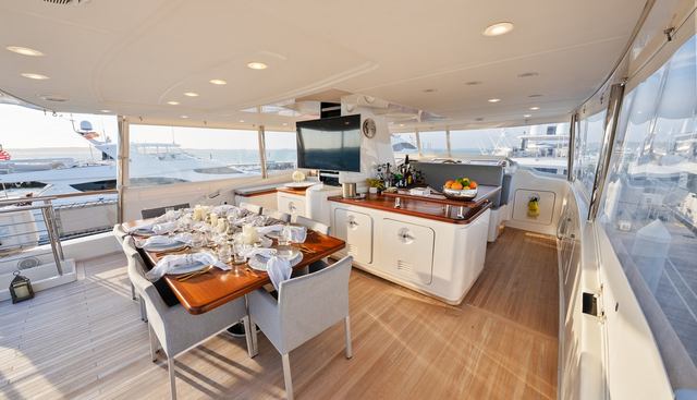 Fontana yacht for sale 20