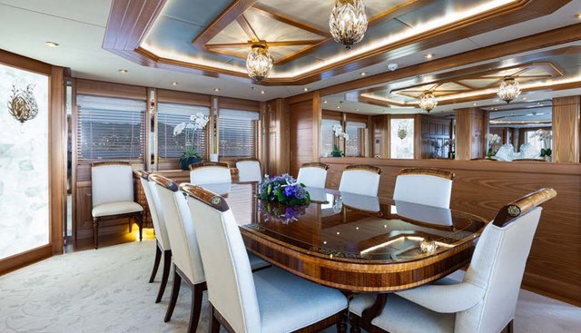 VIBRANCE yacht for sale 12