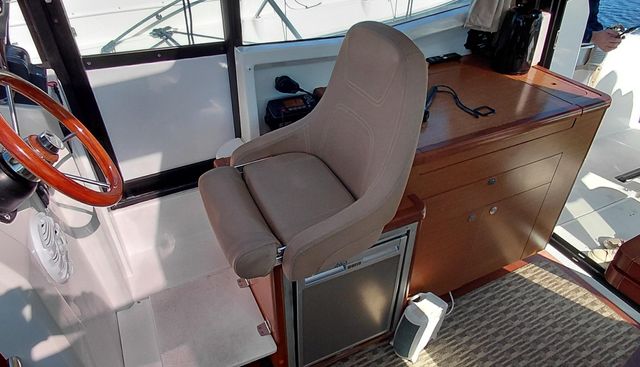 Delphi yacht for sale 12