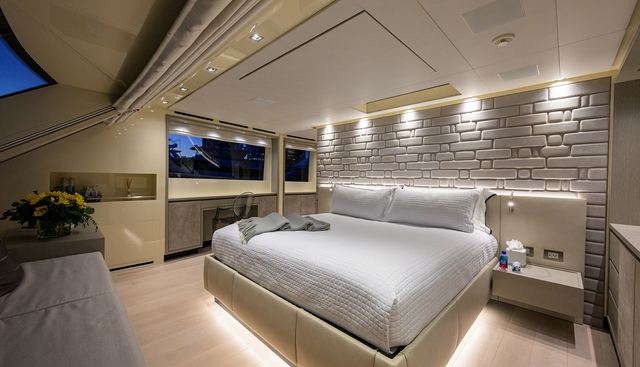 PHOENIX yacht for sale 48