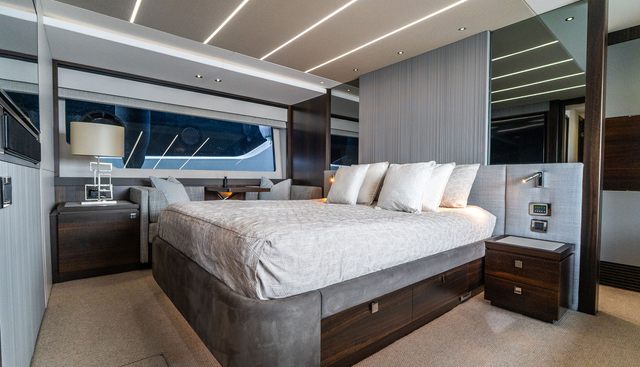 BELLA GEE yacht for sale 32