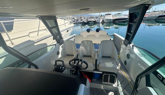 noname yacht for sale 10