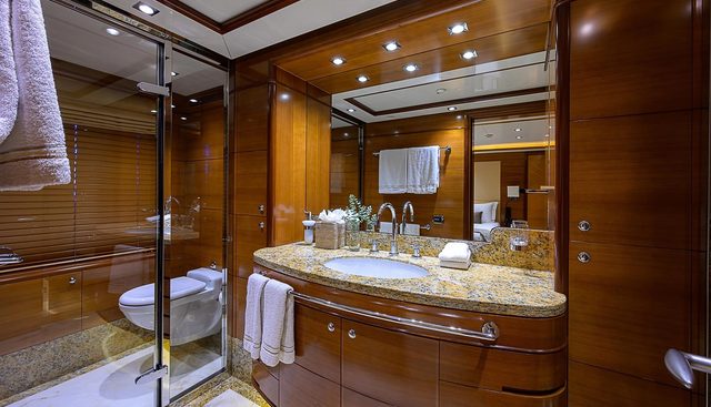 SEASCAPE V yacht for sale 58