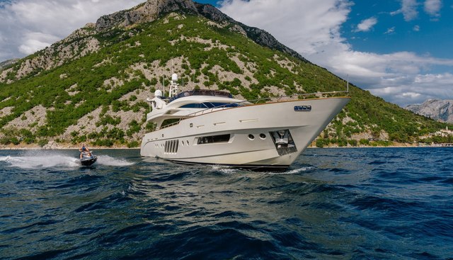 Lady Mura yacht for sale 29