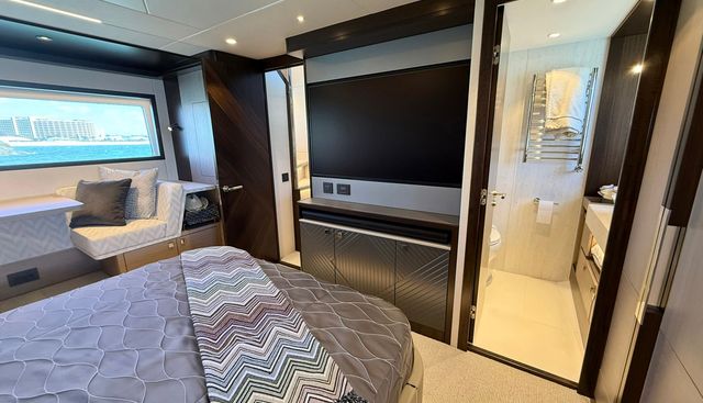 SEVEN yacht for sale 37