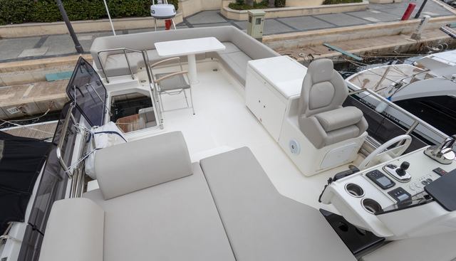 noname yacht for sale 33