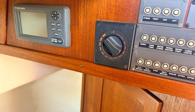 The Dog House yacht for sale 13