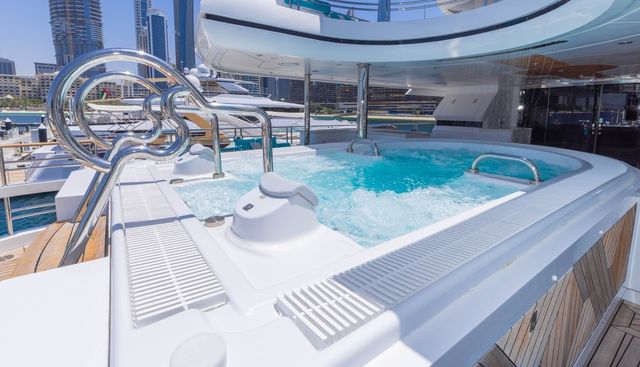Atlantis yacht for sale 18