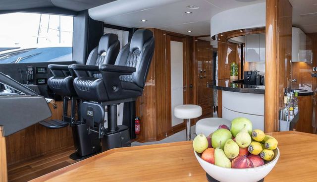 AFTER 8 II yacht for sale 18