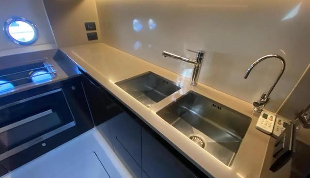 Titta yacht for sale 32