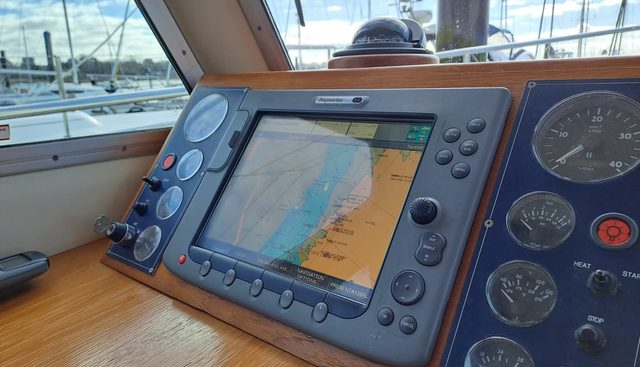 noname yacht for sale 9