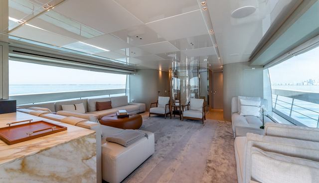 LA LUNA yacht for sale 9