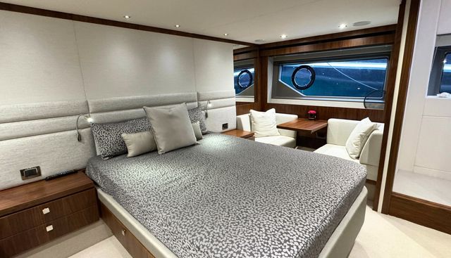 ELU yacht for sale 17