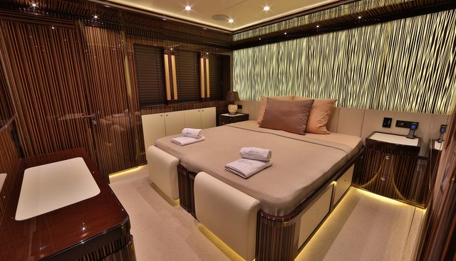 Elada yacht for sale 28