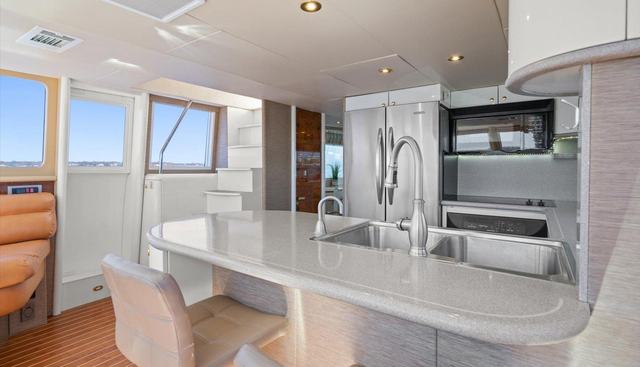 Octopi yacht for sale 38