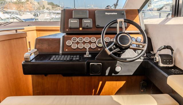 noname yacht for sale 13