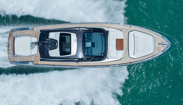 CLUB T yacht for sale 3