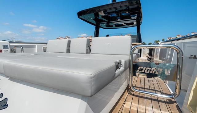 HINJUICE yacht for sale 18
