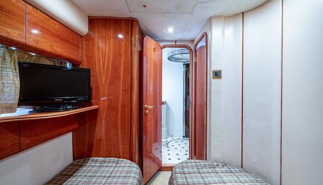 OCTOBER PRINCESS yacht for sale 38