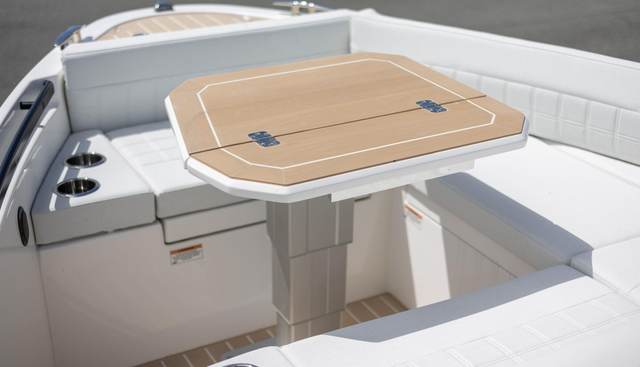 340GTWA-180 yacht for sale 12