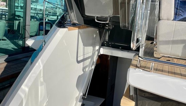 Award Winning Design yacht for sale 43