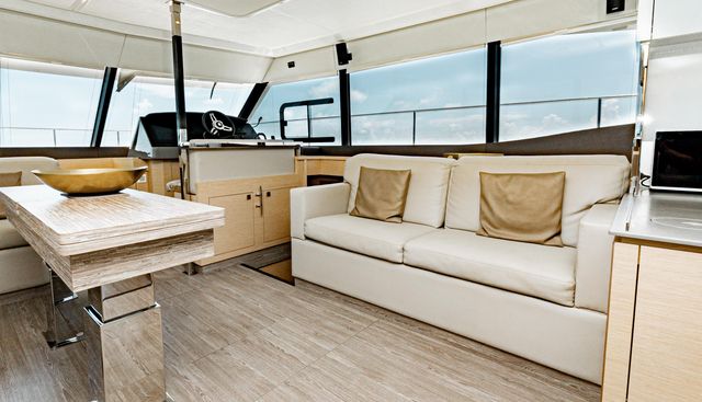 Libert'e yacht for sale 24