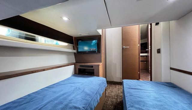 Revival Bay yacht for sale 33