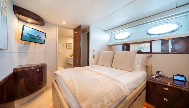 Serendipity yacht for sale 25